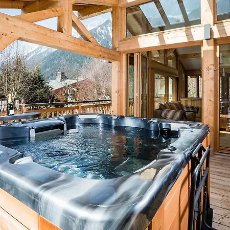 Chalet Les Brimbelles - All Year Chalet Chamonix